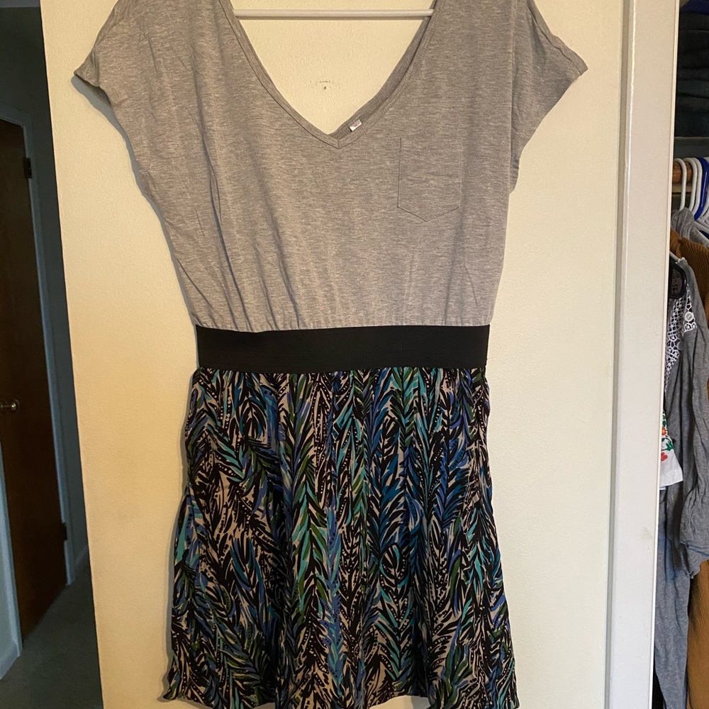 Short sleeve cotton dress with elastic waist